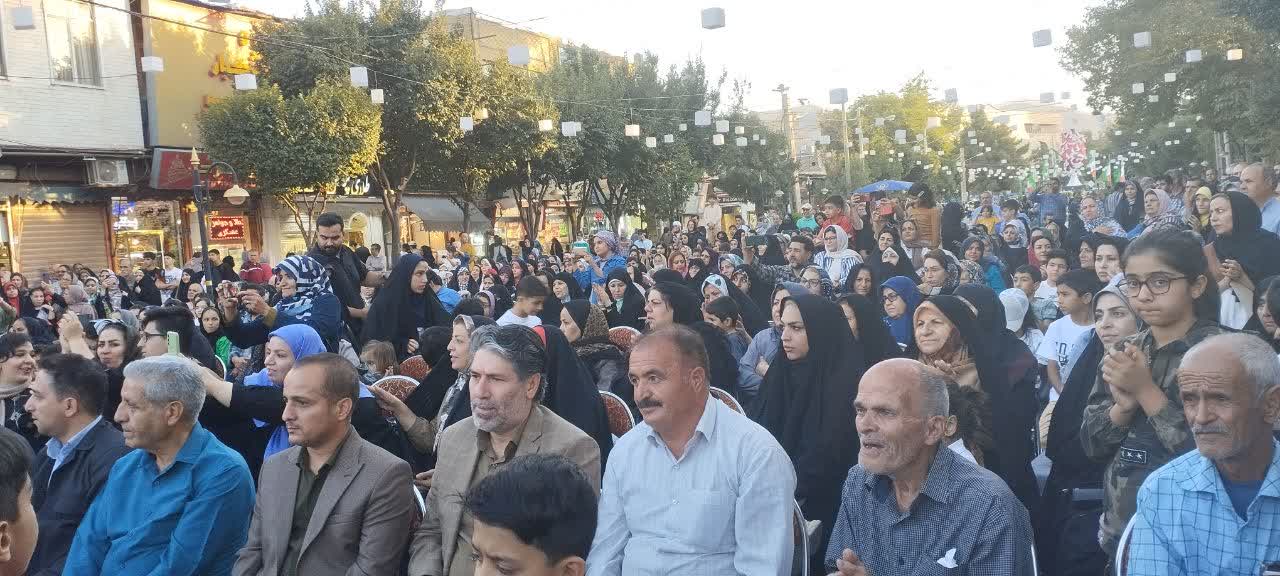 جشن بزرگ همدلی در اراک برگزار شد